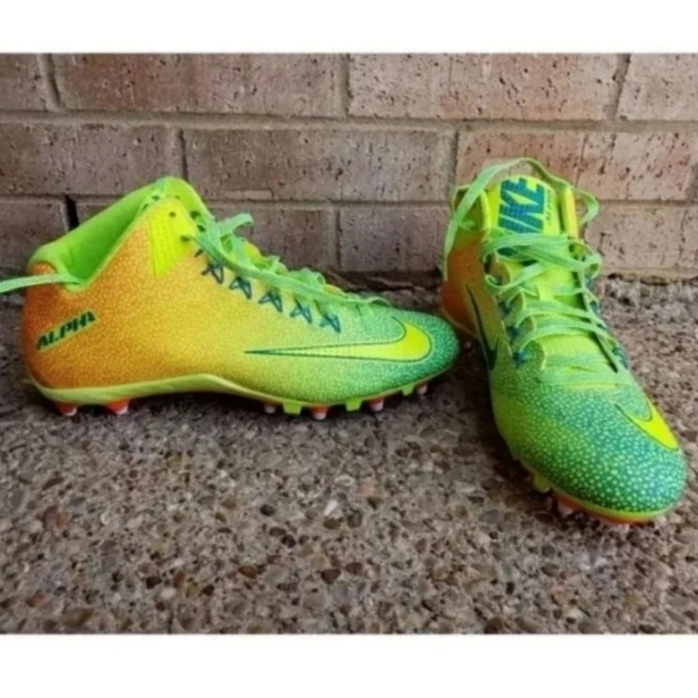 Men's Nike Alpha Football cleats size 15